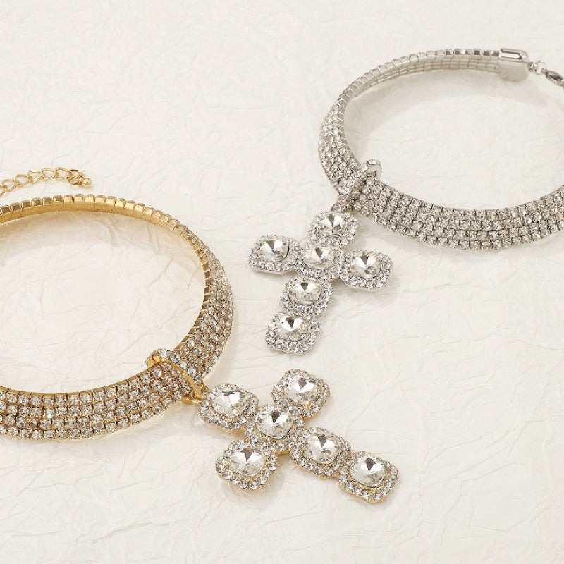 Collier ras-du-cou en strass
